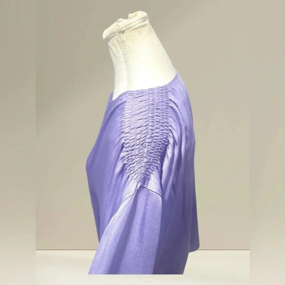 Vince Women's Smocked Extra Large Long Sleeved V- Neck Blouse - Picture 4 of 9